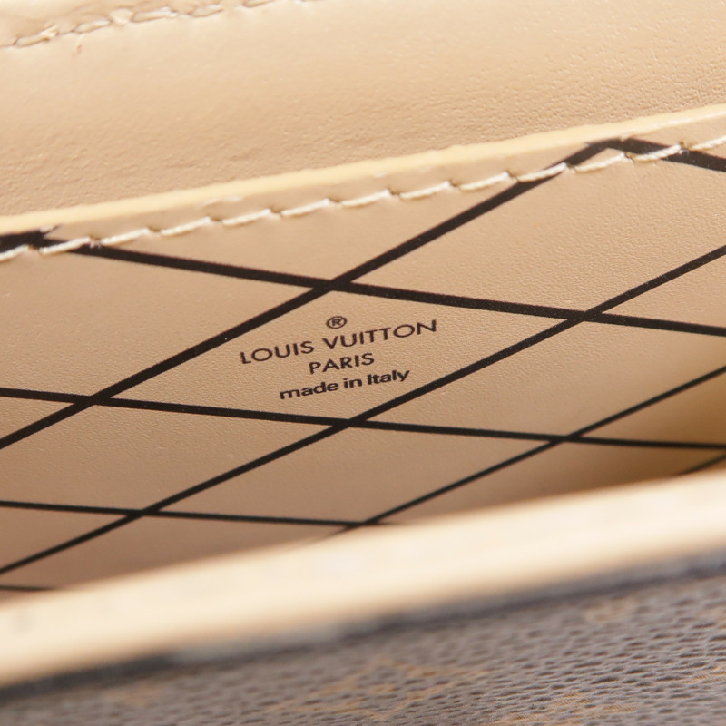 LOUIS VUITTON Monogram Pochette Trunk Vertical金扣鏈帶肩背袋-5