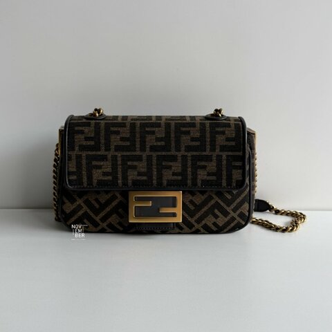 99新🆕 Fendi 芬迪 Baguette 老花法棍包 中號