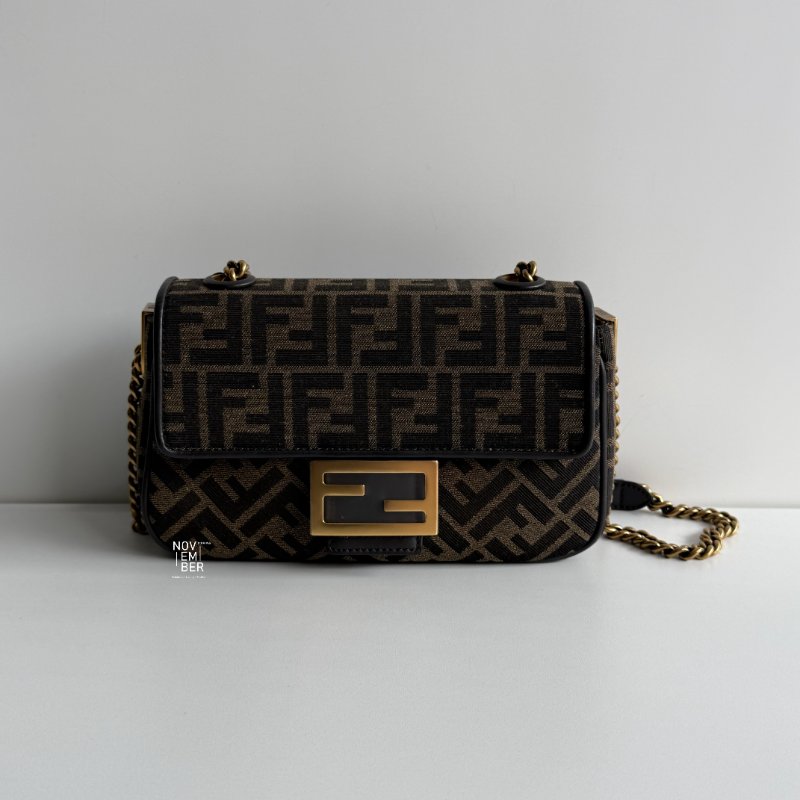 99新🆕 Fendi 芬迪 Baguette 老花法棍包 中號-0
