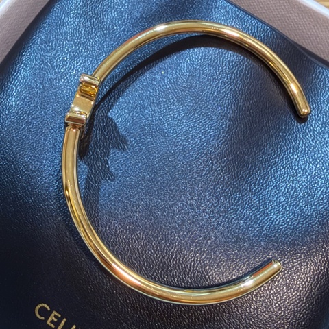 Celine TRIOMPHE金色飾面黃銅不對稱手鐲