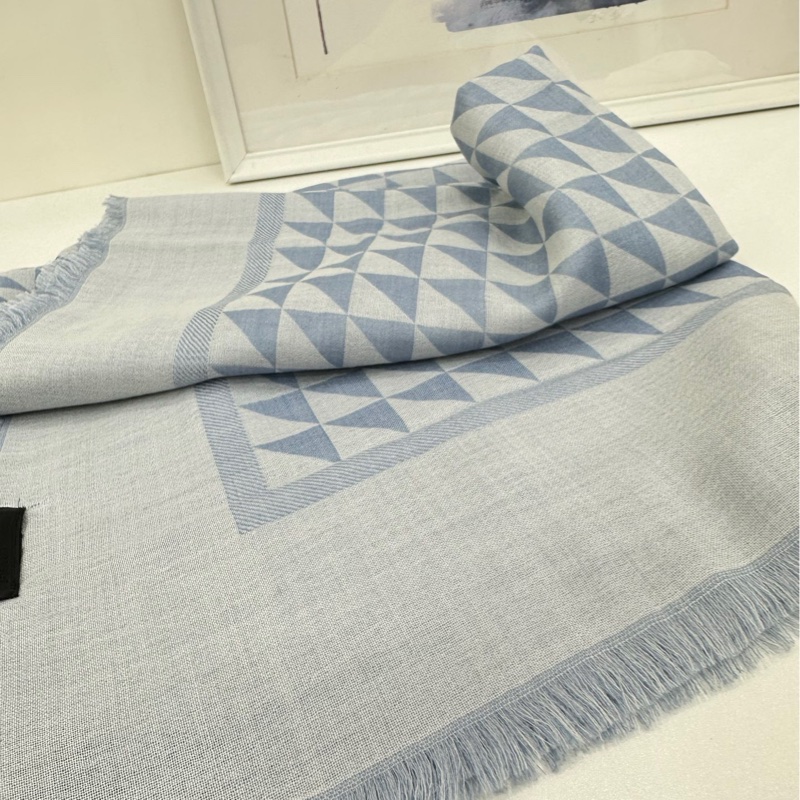 Prada 真絲 大圍巾140*140-3