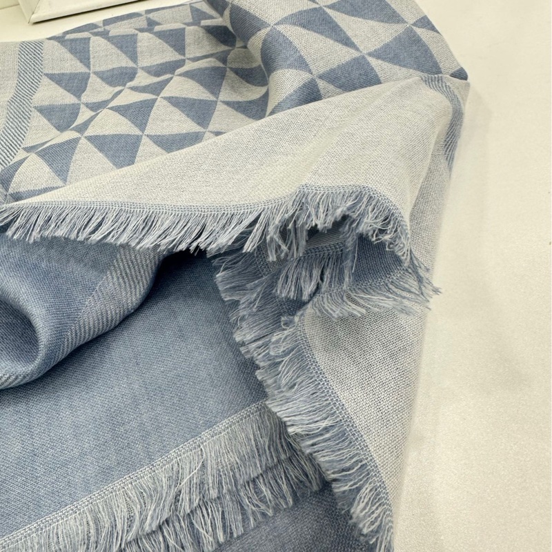 Prada 真絲 大圍巾140*140-4