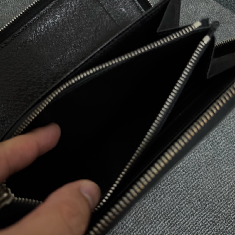 Lv水波紋皮革拉鍊護照長夾 (M6385N)-8