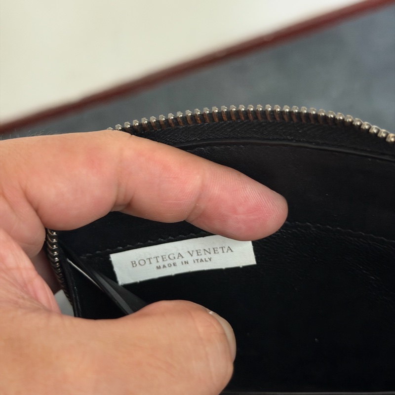 Bv經典黑色編織拉鍊長夾-7