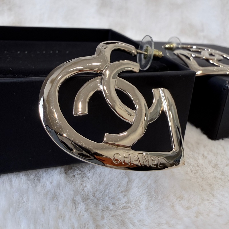 Chanel✨2022愛心耳釘針式耳環-2