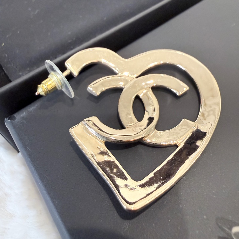 Chanel✨2022愛心耳釘針式耳環-4