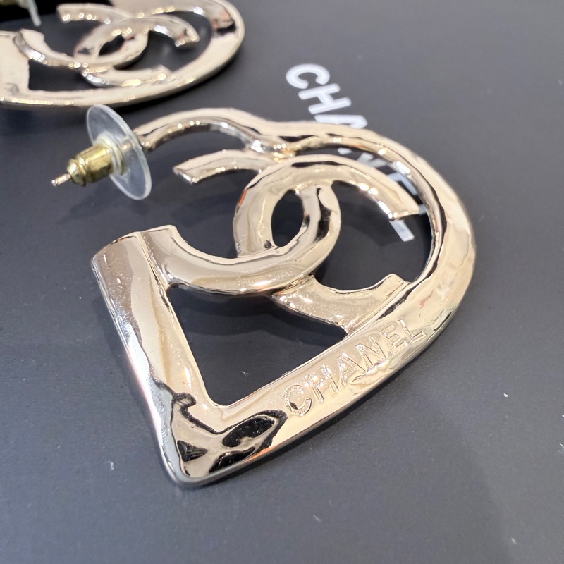 Chanel✨2022愛心耳釘針式耳環-5