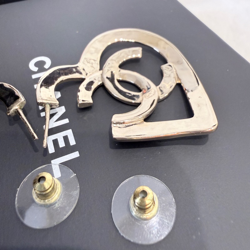 Chanel✨2022愛心耳釘針式耳環-10