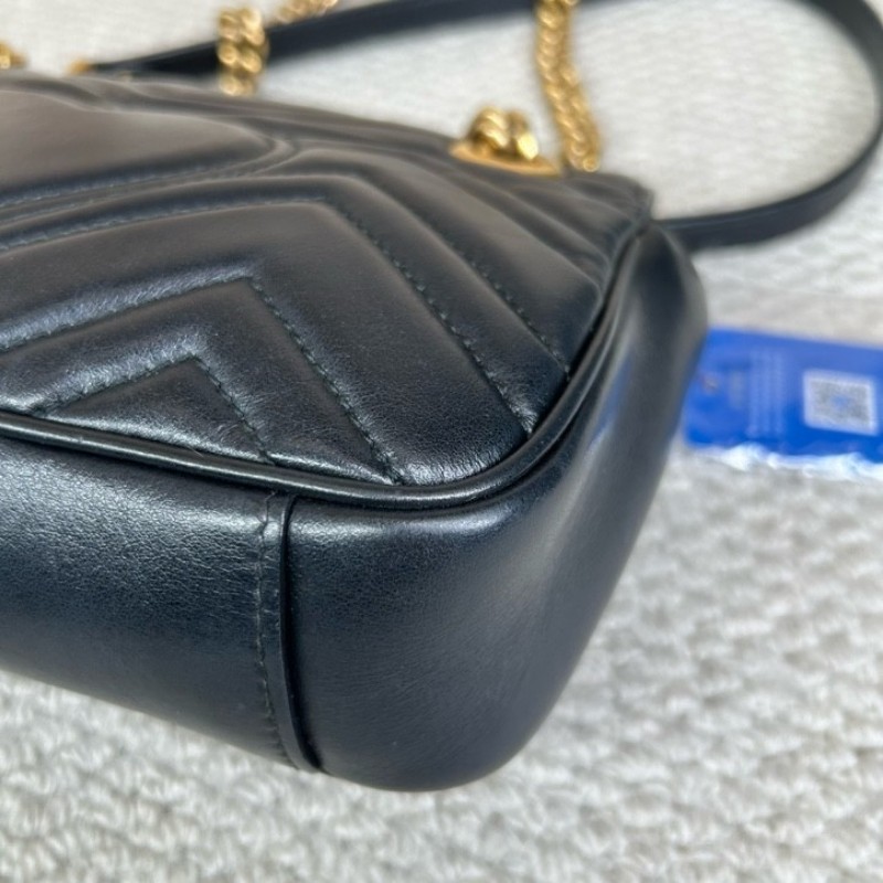 古馳GUCCI馬蒙22單肩斜挎包 古金色的經典雙G標誌 整體飽滿又精緻 出門輕便又百搭-8