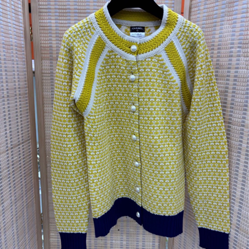 CHANEL 香奈兒珍珠紐扣撞色羊絨開襟毛衣上衣 34碼-0