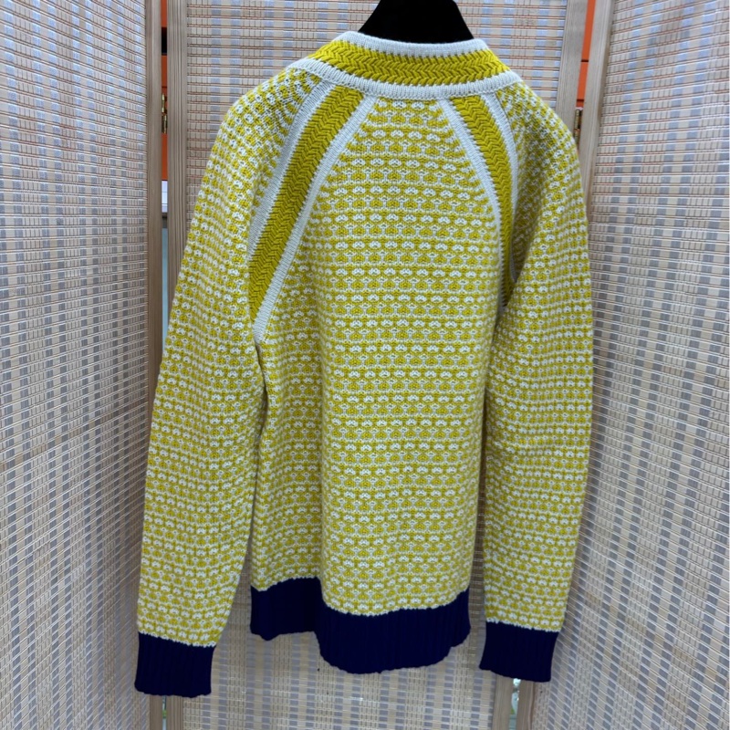 CHANEL 香奈兒珍珠紐扣撞色羊絨開襟毛衣上衣 34碼-1