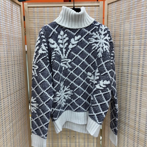 Chanel 羊絨coco字母雪花高領毛衣 36碼