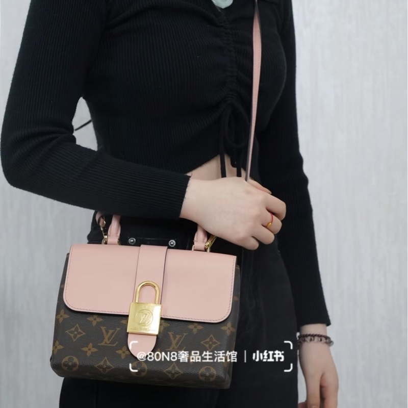 莉亞精品♡LV Locky BB粉 二手美包-1