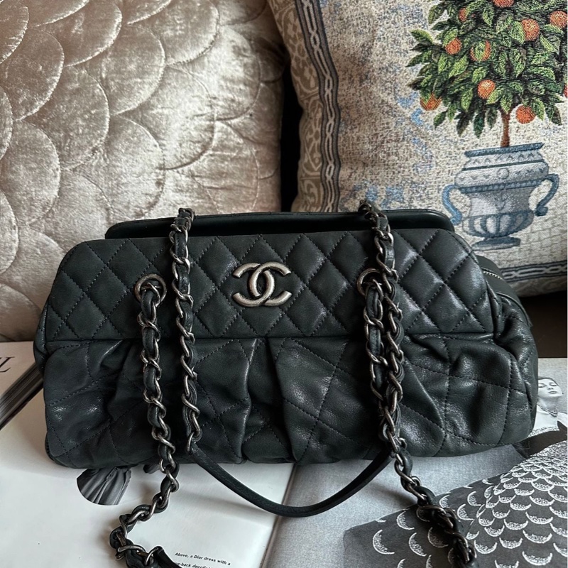 香奈兒包 鏈條包 有專櫃發票 保齡球包 肩背包 腋下包 斜背包 香奈兒 中古包 二手包 Chanel East-West chain shoulder bag with receipt-5