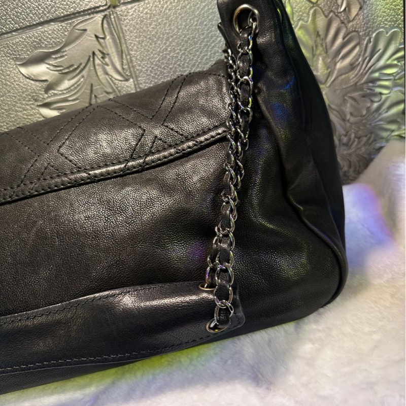 香奈兒單蓋包 黑色菱格紋 大CC Logo鍊條包 鏈條包 肩背包 腋下包 香奈兒 黑色牛皮 中古包 二手包 chanel black calf leather flap chain bag phw-12