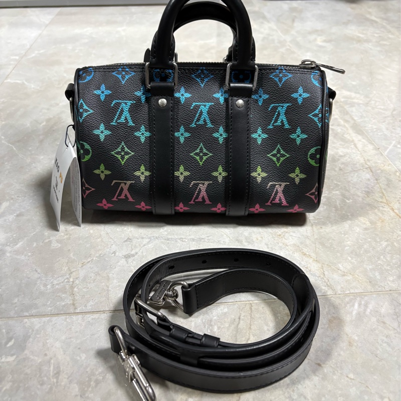 Louis Vuitton 漸層黑老花Keepall 25 單肩包 M13935-1