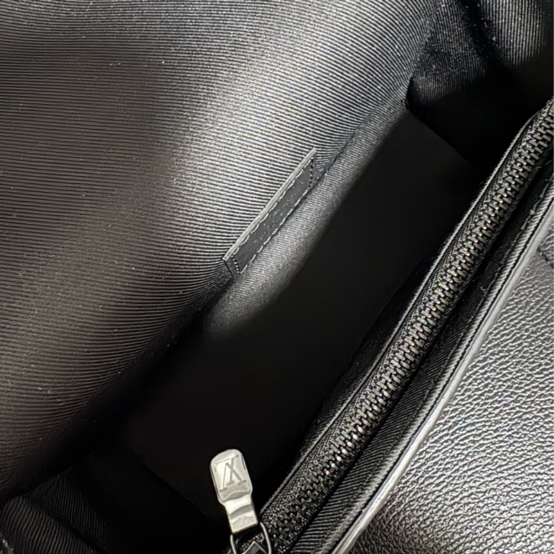 Louis Vuitton 黑色老花皮革Steamer M81746-3