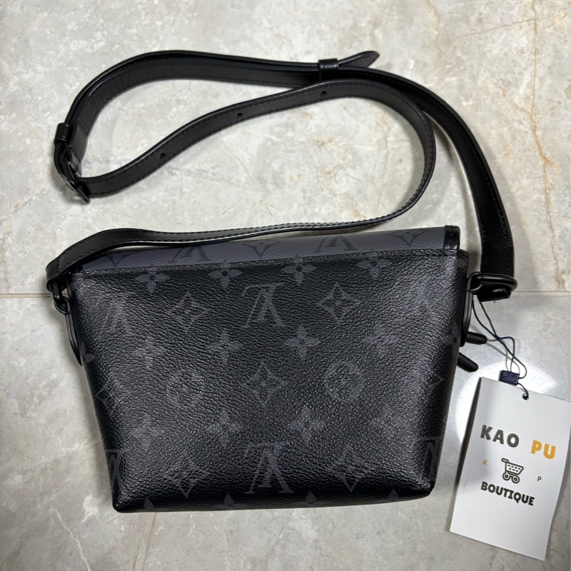 Louis Vuitton 黑老花Pulse單肩包 M12806-1