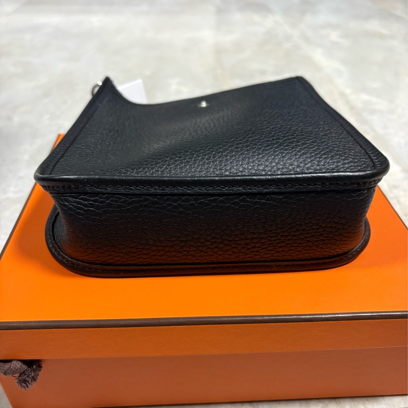 Hermes Evelyne 16 Mini黑銀-4