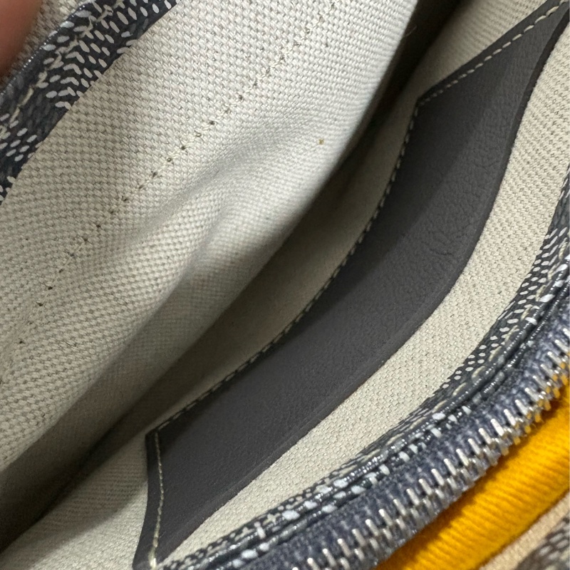 Goyard 灰色愛心限定Plumet單肩包-5