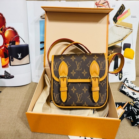 LV M26805 Satchel 經典老花翻蓋式斜背包/郵差包 98閒置品 芯片款