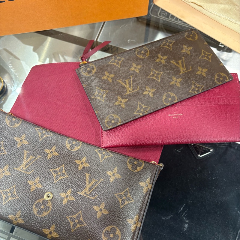 Louis Vuitton Felicie Pochette 三合一WOC-25