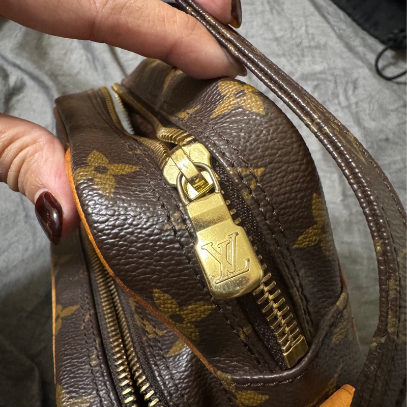 LV Vintage雙層相機包-10