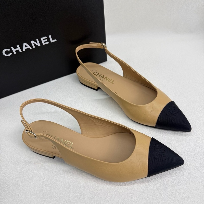 Chanel 香奈兒 米色皮面拼接米黑色 貓跟鞋 37.5碼-3