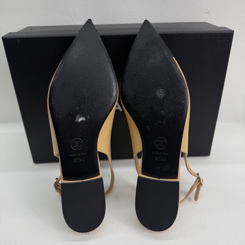 Chanel 香奈兒 米色皮面拼接米黑色 貓跟鞋 37.5碼-9