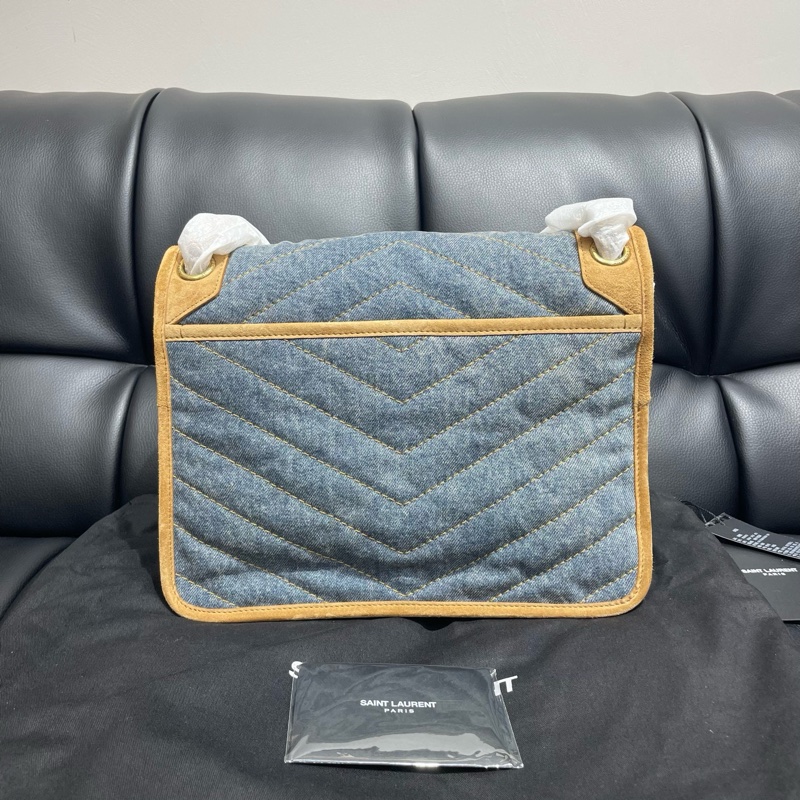 聖羅蘭｜YSL Niki牛仔麂皮中號 丹寧金扣-1