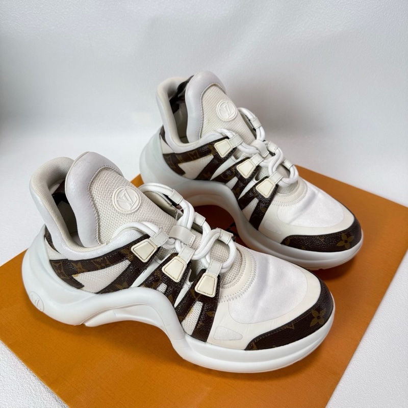 LV路易威登Archlight經典老花拱橋老爹鞋 38.5碼-2