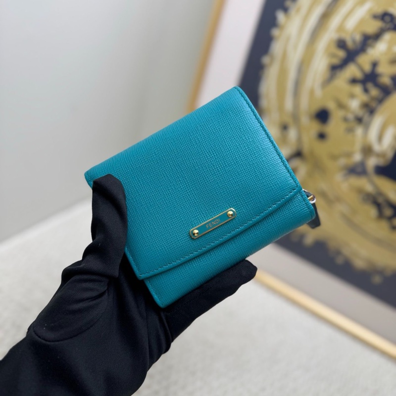 Fendi/芬迪 水綠色顆粒牛皮紋金扣短款錢包  無附件-1