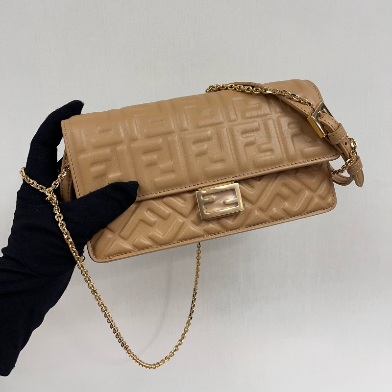 Fendi baguette ( Brown )-1