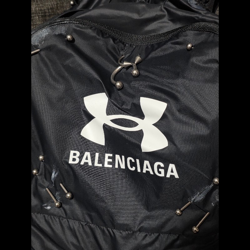 [全新]Balenciaga 巴黎世家 UA聯名 尼龍後背包-2