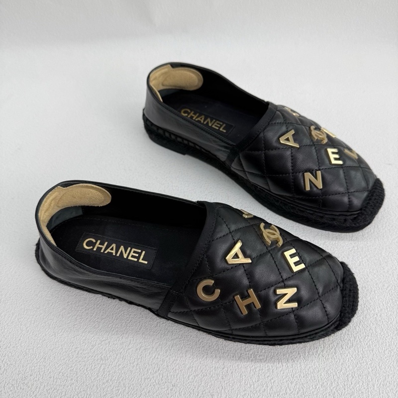 CHANEL香奈兒 黑色 皮質漁夫鞋搭配金屬logo圖案 38碼-2