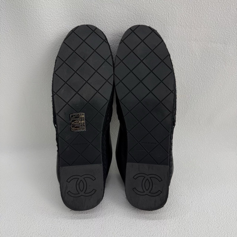 CHANEL香奈兒 黑色 皮質漁夫鞋搭配金屬logo圖案 38碼-8