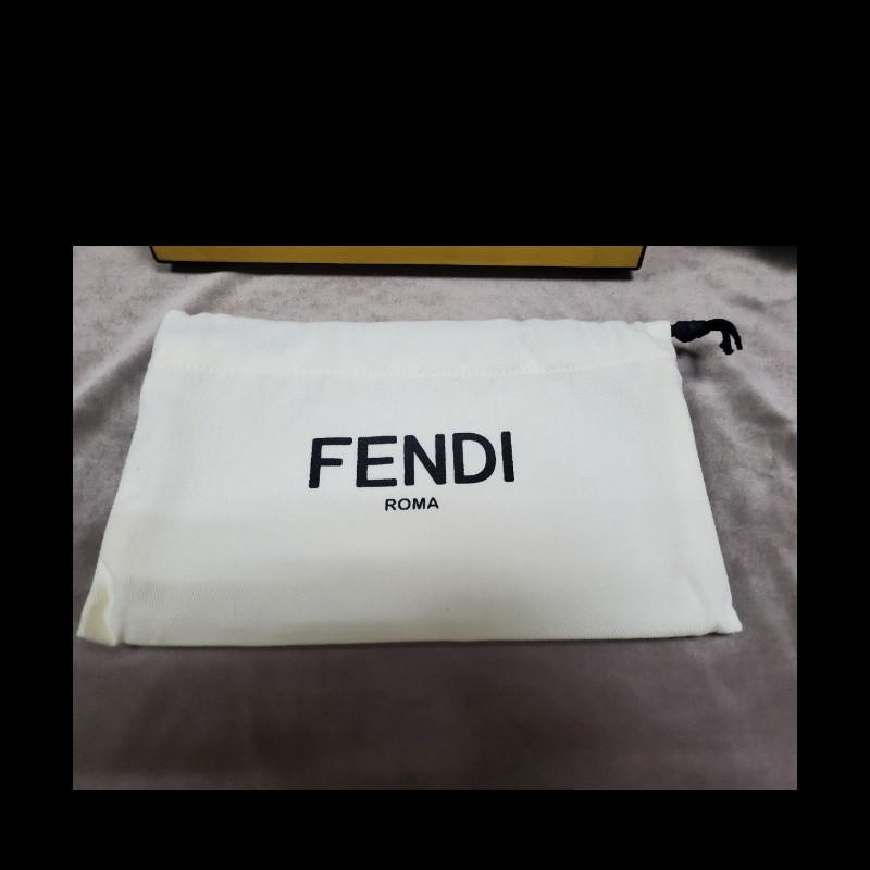 全新現貨 FENDI 怪獸眼睛黑色皮革對開長夾 皮夾 Bag Bugs-24