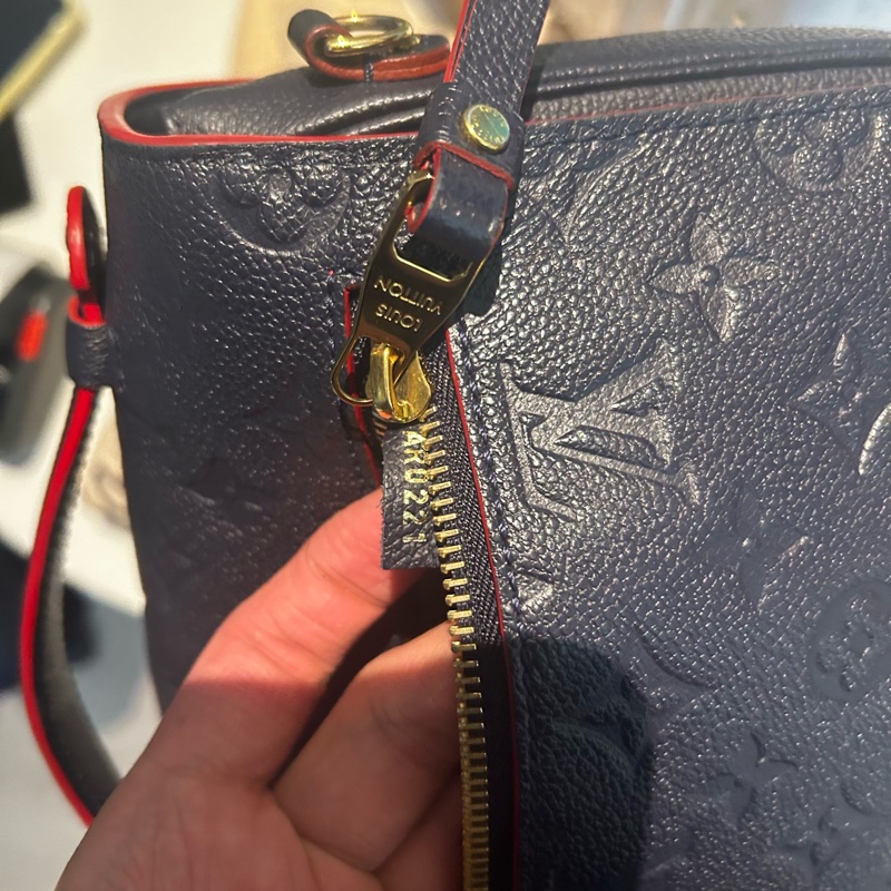 LV 路易威登 藍色牛皮 郵差包-10