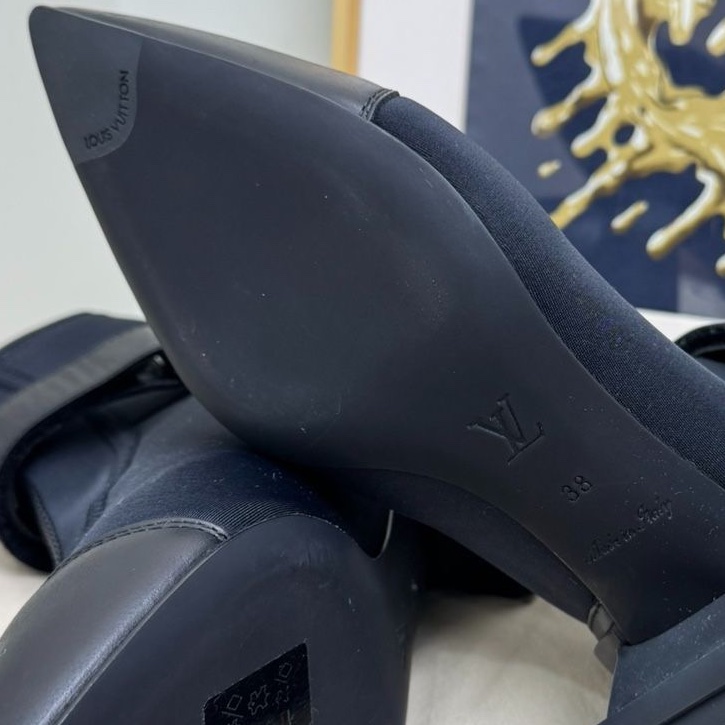 僅試穿LV/路易威登 黑色拼皮絕版女尖頭低跟鞋短靴 38碼附件:塵袋-3