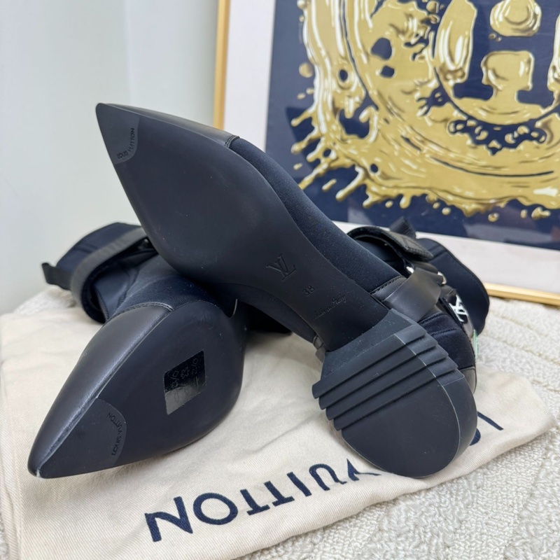 僅試穿LV/路易威登 黑色拼皮絕版女尖頭低跟鞋短靴 38碼附件:塵袋-5