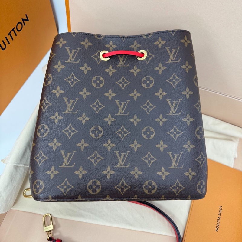 lv路易威登 NEONOE紅色水桶-1