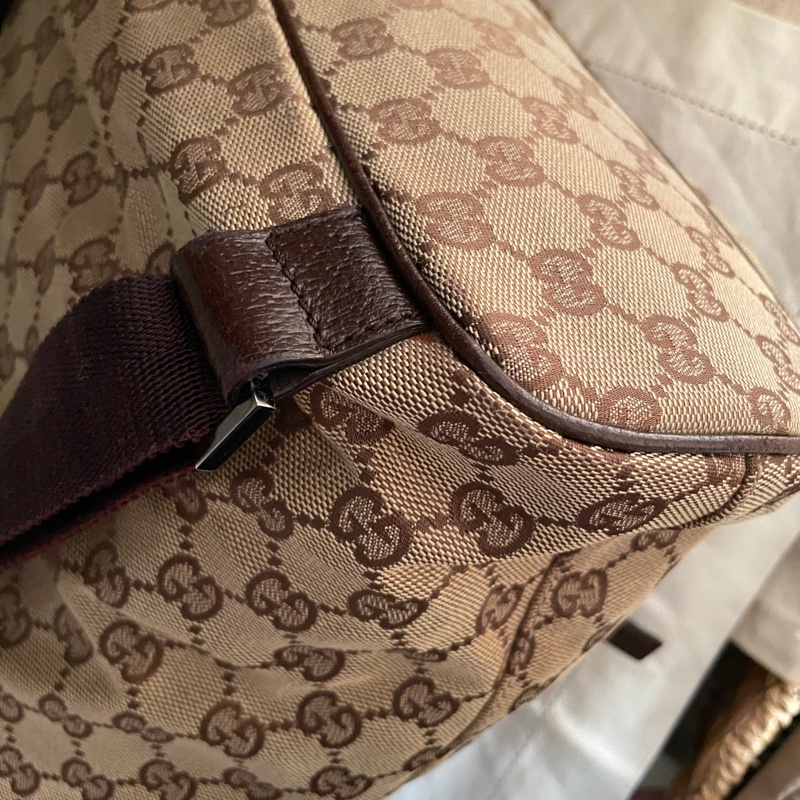 Gucci 經典GG老花後背包🎒 肩背包/雙肩包/旅行包/過夜包/水桶包/束口包 🎒側背/手提🎒正品🎒況不錯🎒男女皆適-21