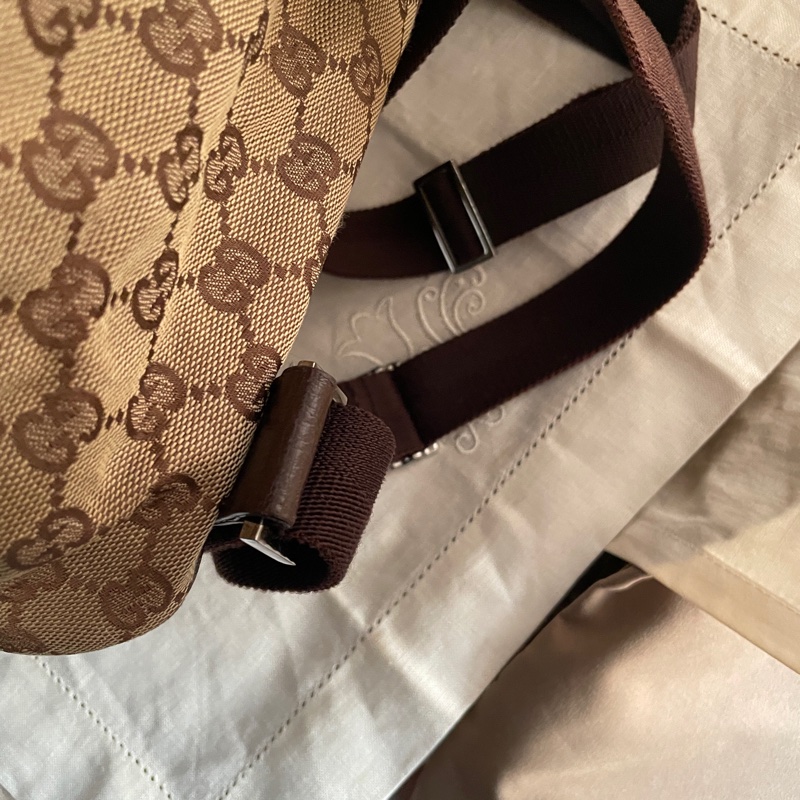 Gucci 經典GG老花後背包🎒 肩背包/雙肩包/旅行包/過夜包/水桶包/束口包 🎒側背/手提🎒正品🎒況不錯🎒男女皆適-28