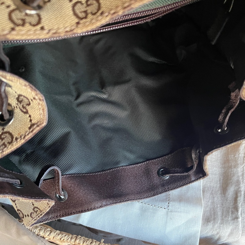 Gucci 經典GG老花後背包🎒 肩背包/雙肩包/旅行包/過夜包/水桶包/束口包 🎒側背/手提🎒正品🎒況不錯🎒男女皆適-51