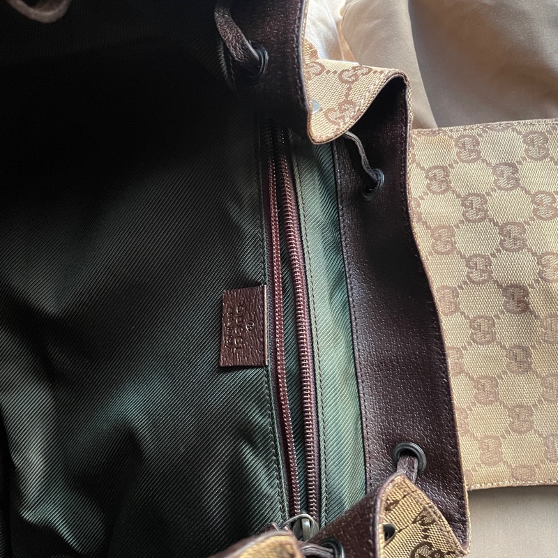 Gucci 經典GG老花後背包🎒 肩背包/雙肩包/旅行包/過夜包/水桶包/束口包 🎒側背/手提🎒正品🎒況不錯🎒男女皆適-54