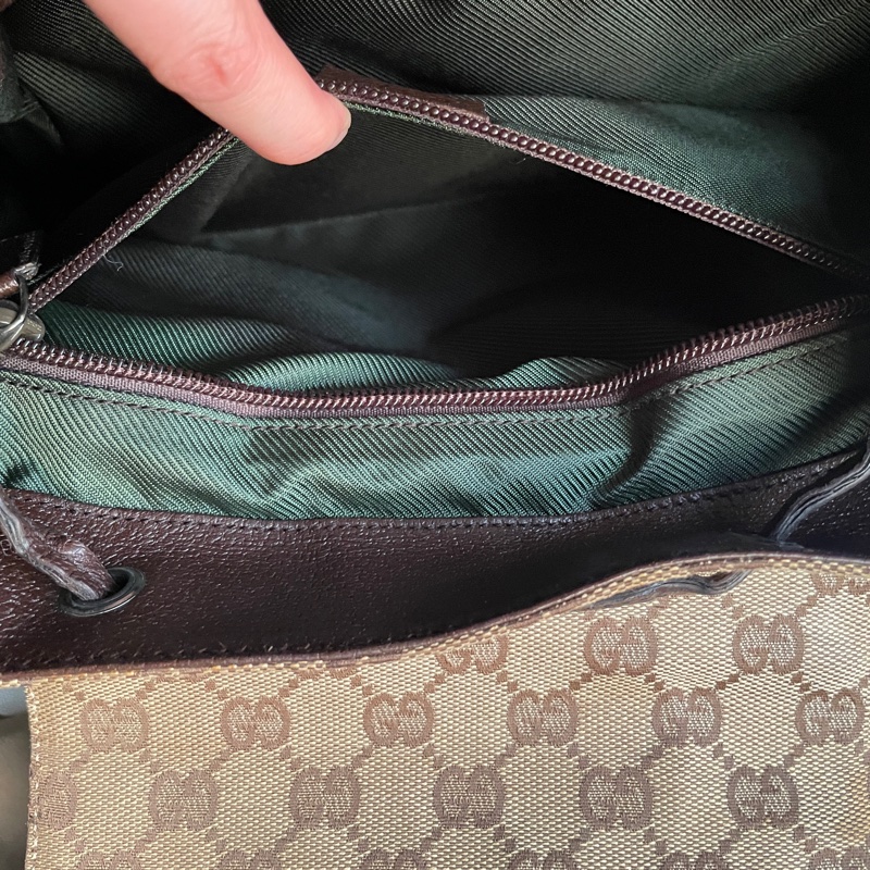 Gucci 經典GG老花後背包🎒 肩背包/雙肩包/旅行包/過夜包/水桶包/束口包 🎒側背/手提🎒正品🎒況不錯🎒男女皆適-55