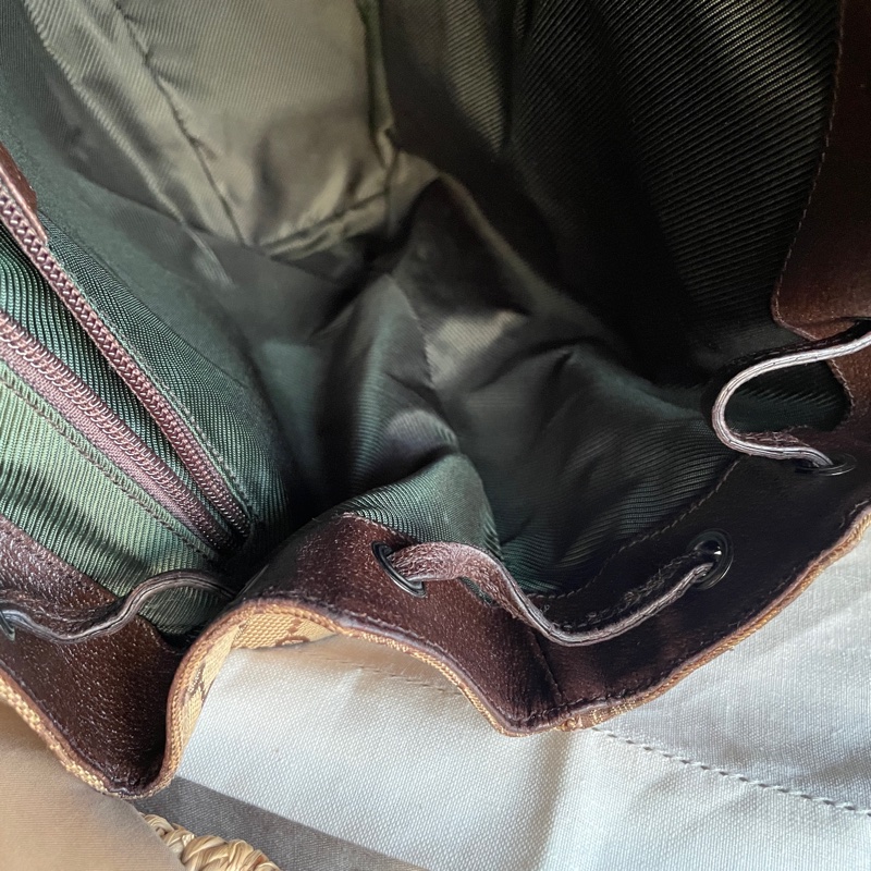 Gucci 經典GG老花後背包🎒 肩背包/雙肩包/旅行包/過夜包/水桶包/束口包 🎒側背/手提🎒正品🎒況不錯🎒男女皆適-59