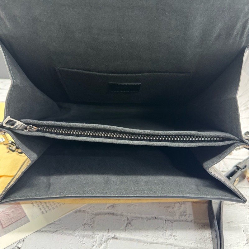 lv 達芙妮 中號-17