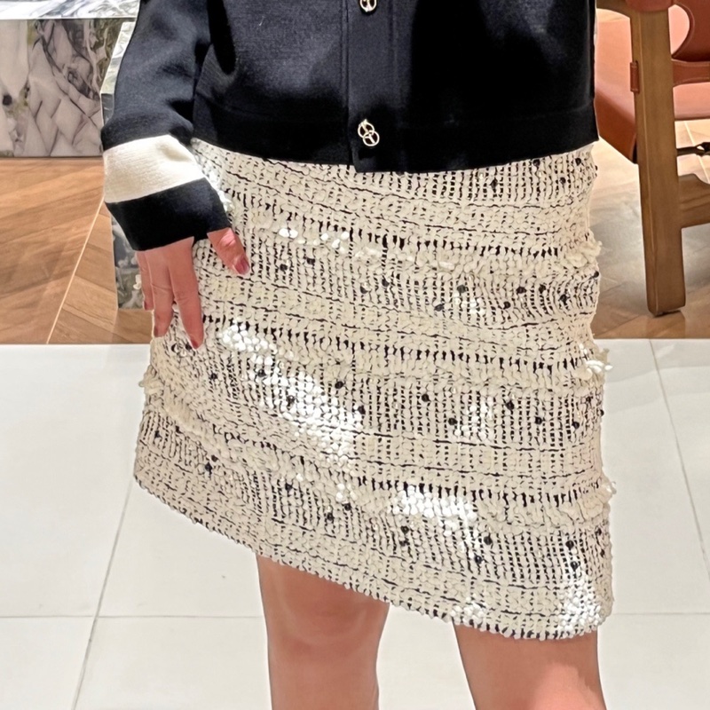 Chanel香奈兒 黑白粗花呢短裙 38碼  腰圍72 裙長45 真絲內襯 手工鑲嵌不規則黑白珍珠-9