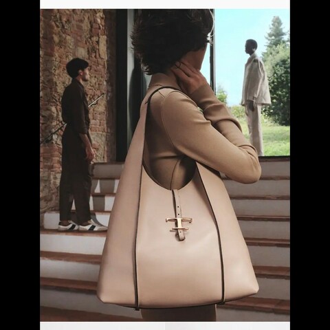 TOD'S 藕色大包 Timeless